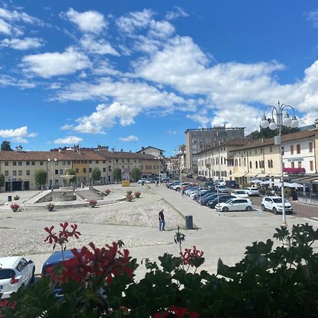 Albergo Leon D'Oro Maniago Exteriör bild