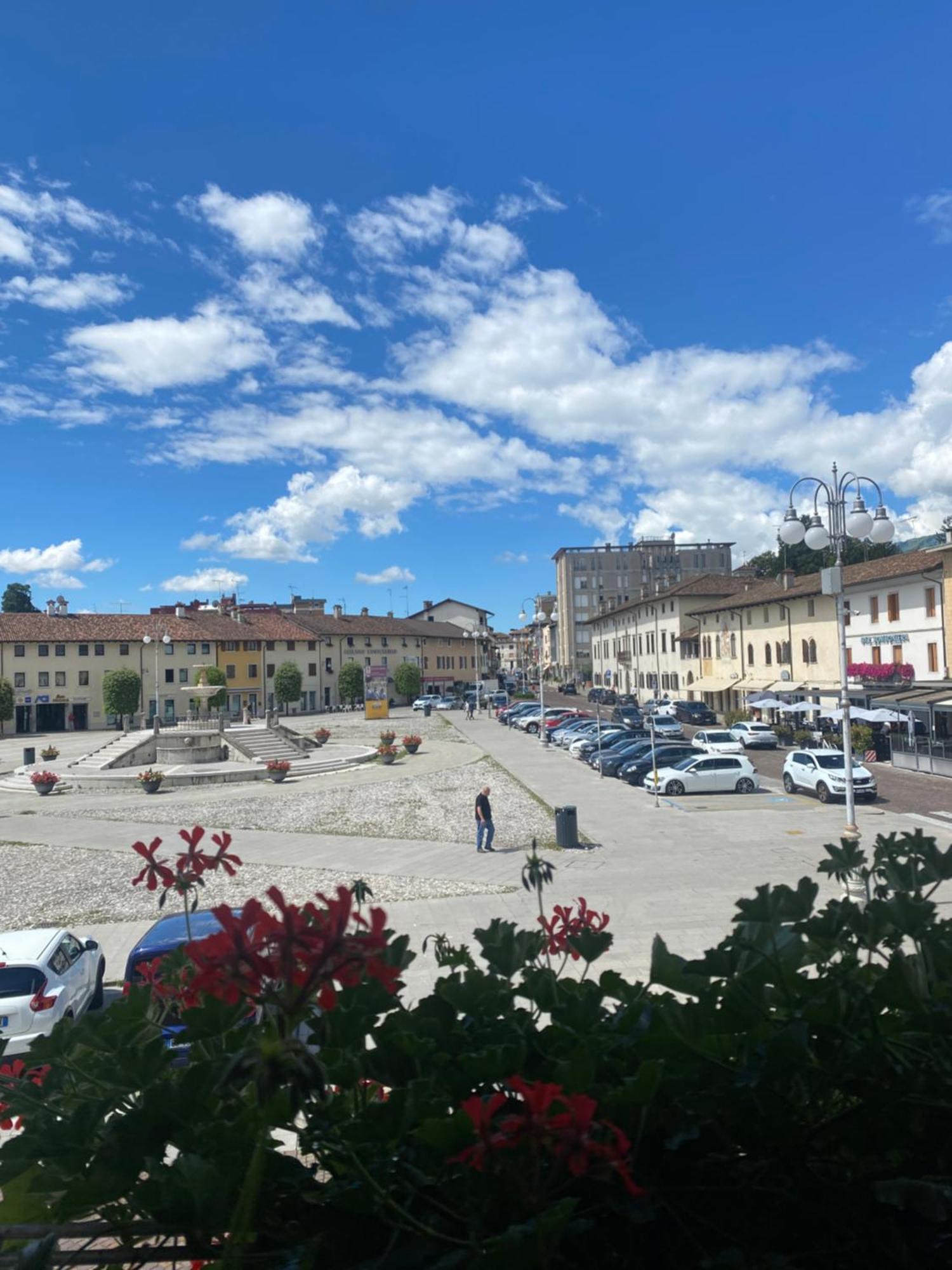 Albergo Leon D'Oro Maniago Exteriör bild